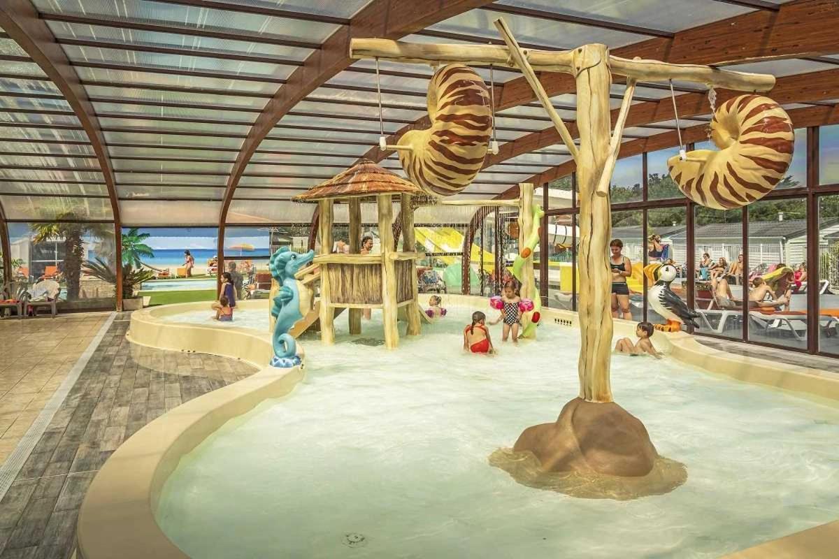 Camping 4 Etoiles - Parc Aquatique - Eei0Fi Сен-Жорж-д'Олерон Екстер'єр фото